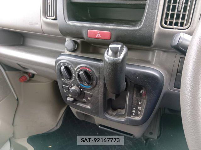 Nissan CLIPPER 2020-05 7618967-9