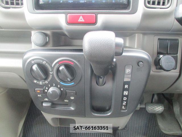 Nissan CLIPPER 2021-08 7618968-17