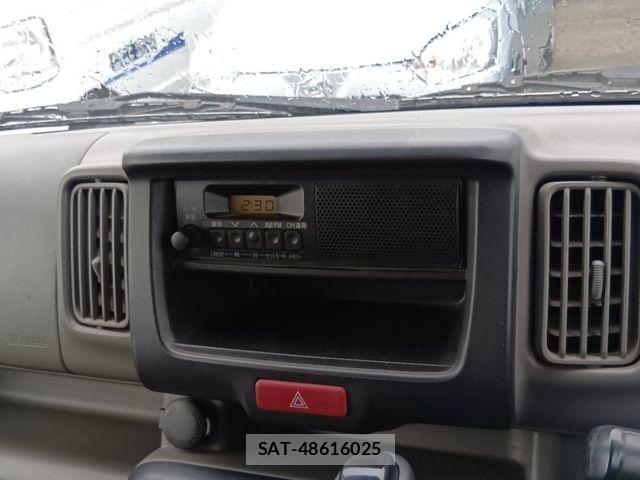 Nissan CLIPPER 2018-05 7618966-7