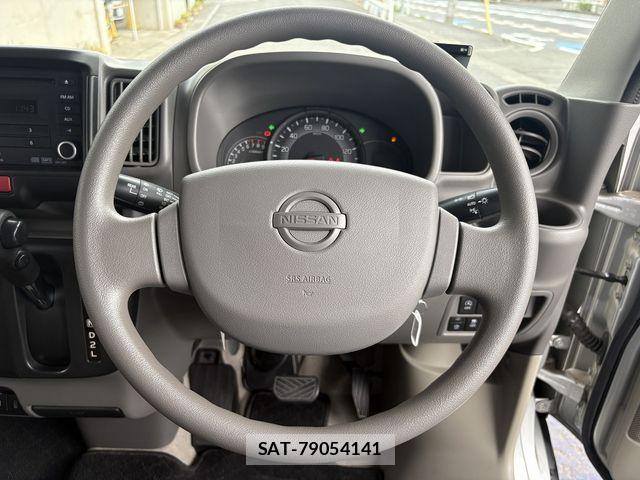 Nissan CLIPPER 2023-03 7618961-15
