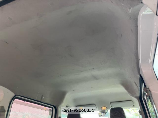 Nissan CLIPPER 2018-09 7618972-11