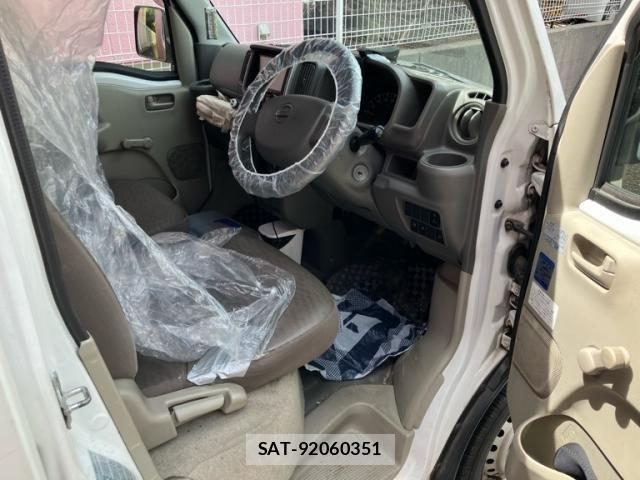Nissan CLIPPER 2018-09 7618972-12