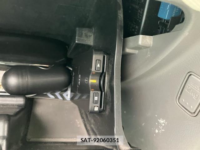 Nissan CLIPPER 2018-09 7618972-24