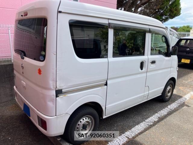 Nissan CLIPPER 2018-09 7618972-4