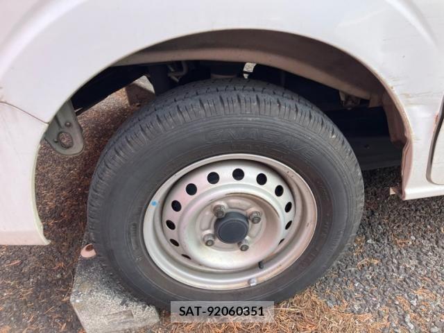Nissan CLIPPER 2018-09 7618972-7
