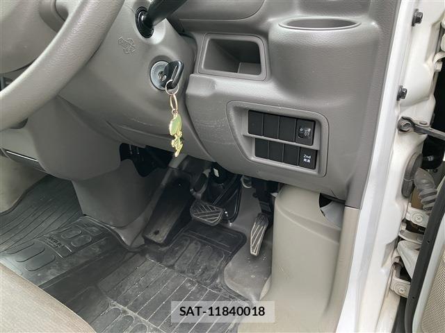 Nissan CLIPPER 2020-01 7726797-13