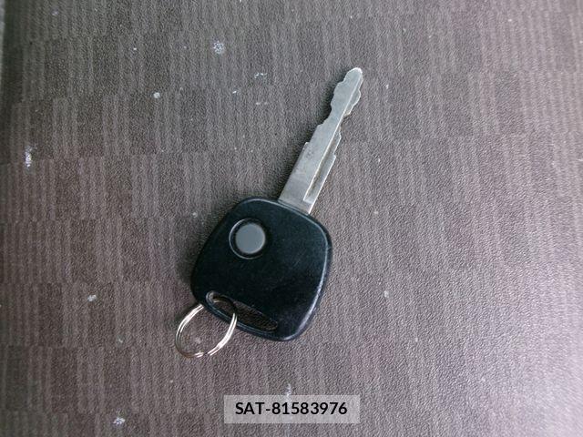 Nissan CLIPPER 2022-04 7787889-28