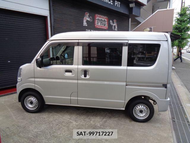 Nissan CLIPPER 2022-04 7878538-17