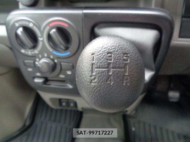 Nissan CLIPPER 2022-04 7878538-26