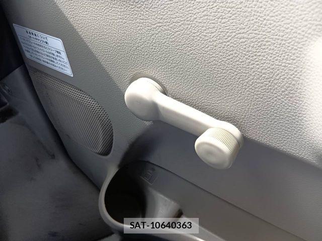 Nissan CLIPPER 2020-06 7903181-4