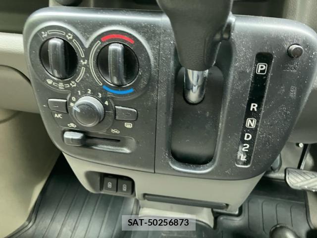 Nissan CLIPPER 2023-04 7963116-16