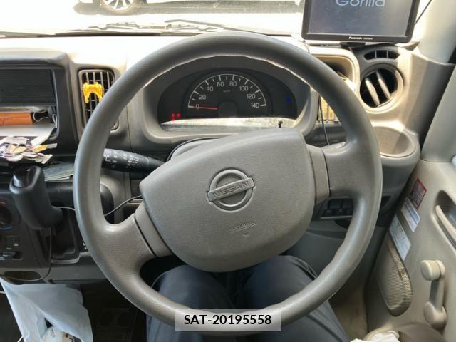 Nissan CLIPPER 2016-04 7980421-13