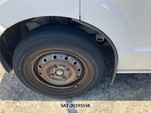 Nissan CLIPPER 2016-04 7980421-6