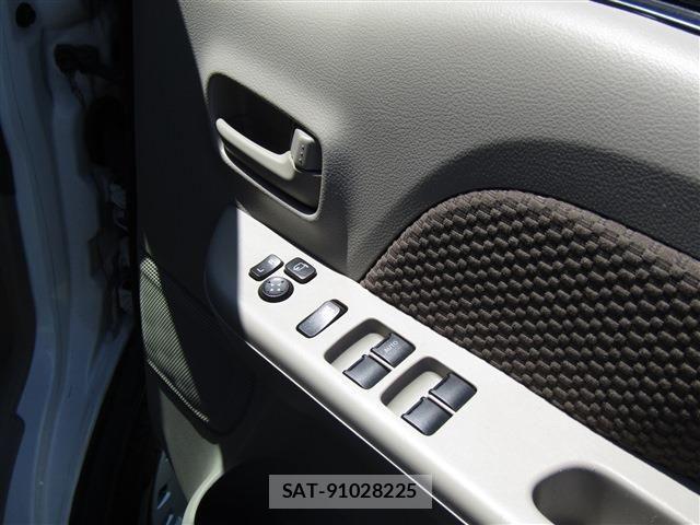 Nissan CLIPPER 2018-04 8075000-15