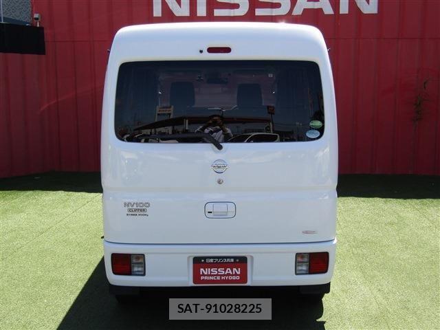 Nissan CLIPPER 2018-04 8075000-22