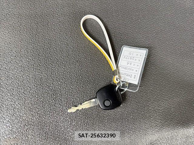Nissan CLIPPER 2022-06 8075002-18