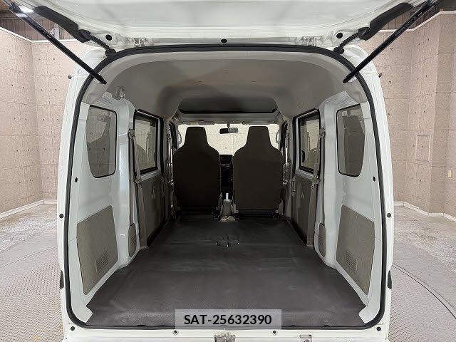 Nissan CLIPPER 2022-06 8075002-8