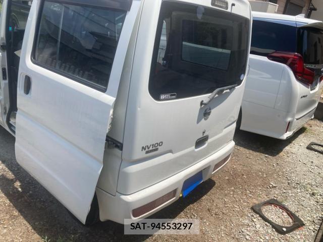 Nissan CLIPPER 2014-03 8100983-2