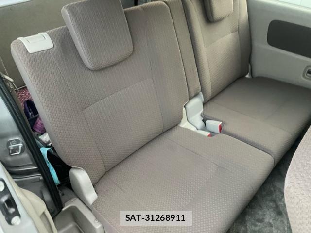 Nissan CLIPPER 2015-08 8100982-12