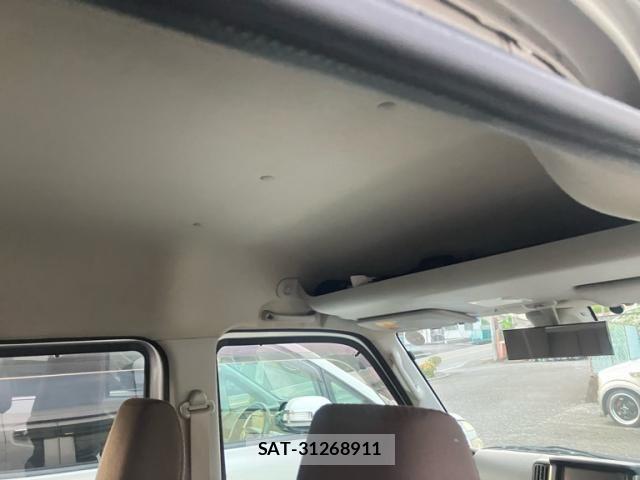 Nissan CLIPPER 2015-08 8100982-14