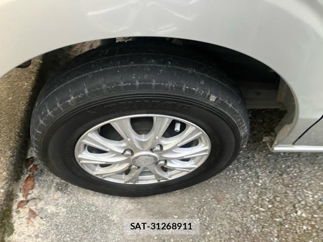 Nissan CLIPPER 2015-08 8100982-6