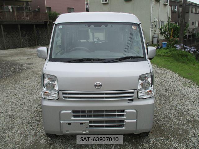 Nissan CLIPPER 2023-03 8100976-3
