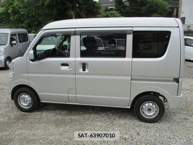 Nissan CLIPPER 2023-03 8100976-5