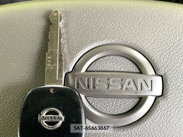 Nissan CLIPPER 2023-01 8100977-3