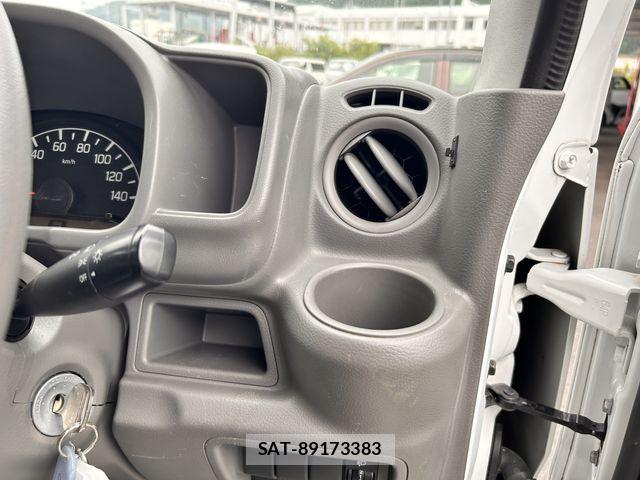 Nissan CLIPPER 2018-04 8100978-24