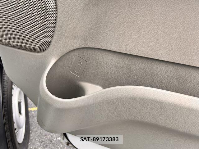 Nissan CLIPPER 2018-04 8100978-25