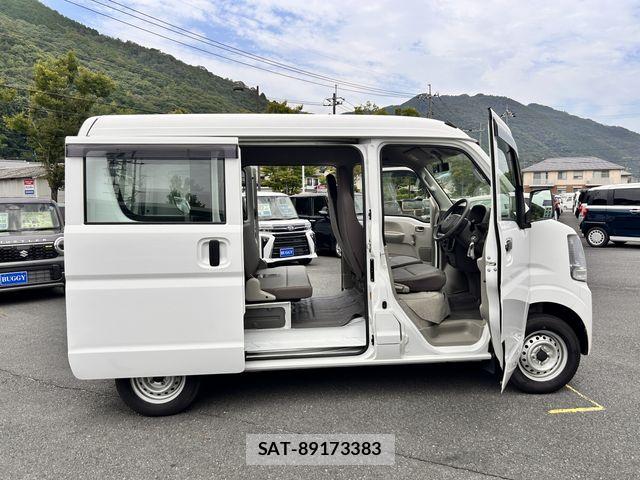 Nissan CLIPPER 2018-04 8100978-4