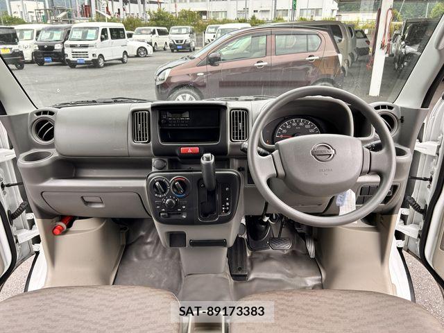 Nissan CLIPPER 2018-04 8100978-5
