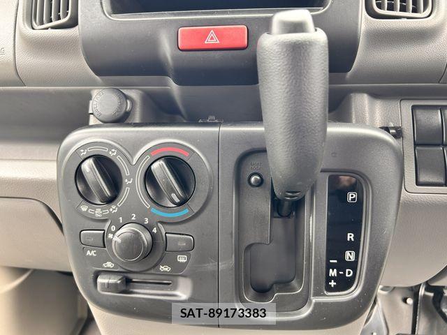 Nissan CLIPPER 2018-04 8100978-6