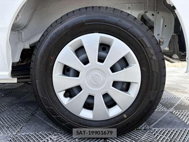 Nissan CLIPPER 2025-10 8100975-12