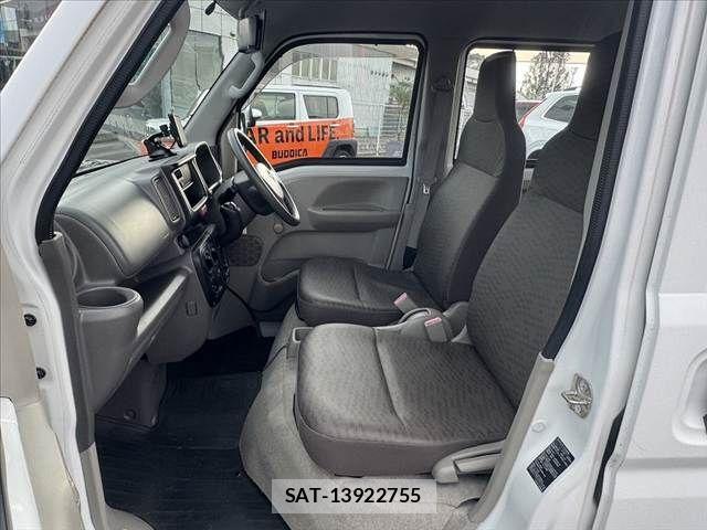 Nissan CLIPPER 2016-07 8131727-16