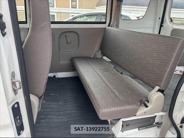Nissan CLIPPER 2016-07 8131727-18