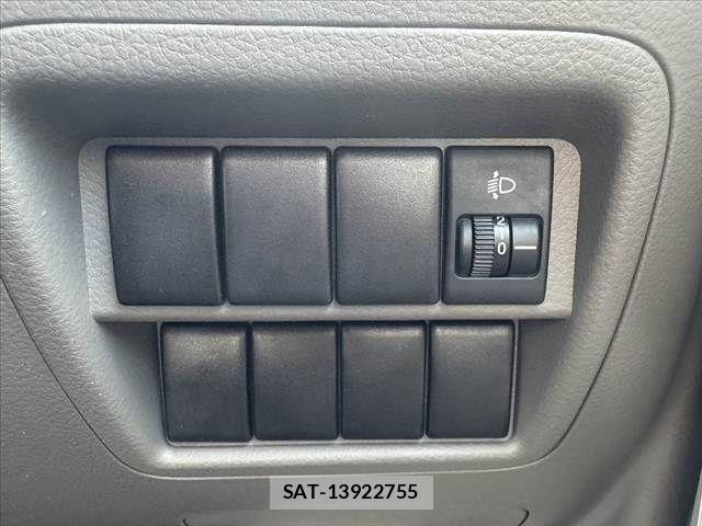 Nissan CLIPPER 2016-07 8131727-4