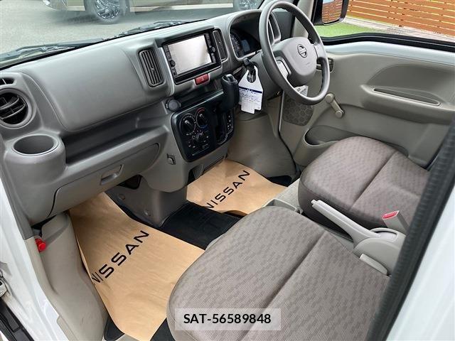 Nissan CLIPPER 2021-06 8131723-28