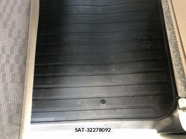 Nissan CLIPPER 2023-03 8209337-21