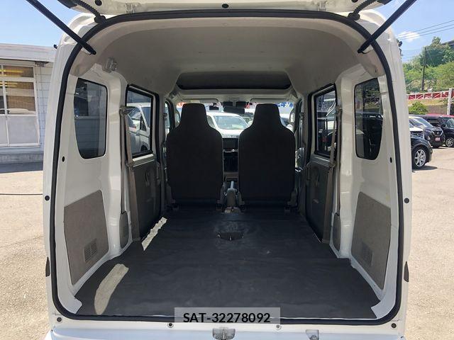 Nissan CLIPPER 2023-03 8209337-22