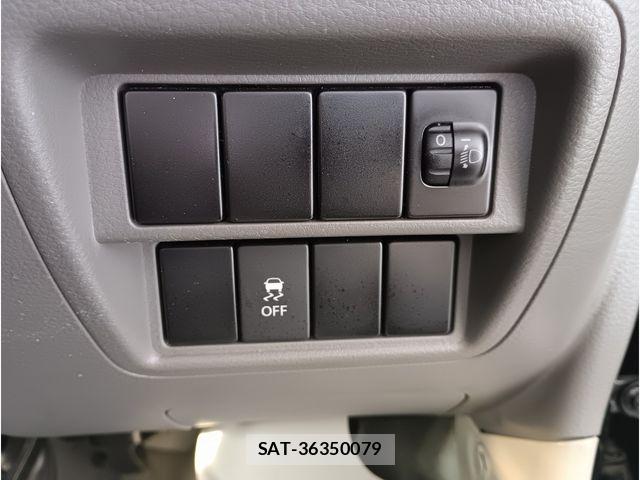 Nissan CLIPPER 2022-04 8209332-7