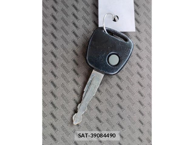 Nissan CLIPPER 2021-06 8209335-12