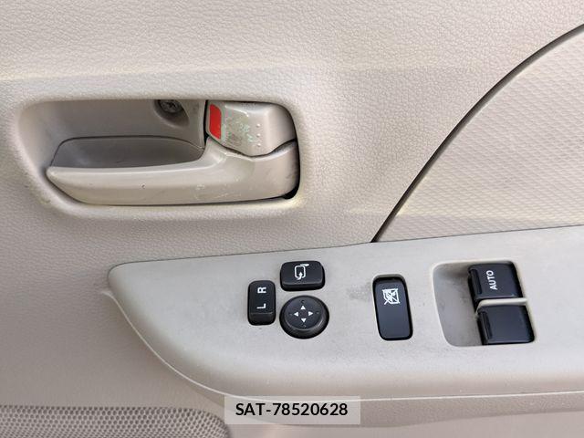 Nissan CLIPPER 2022-03 8209331-28