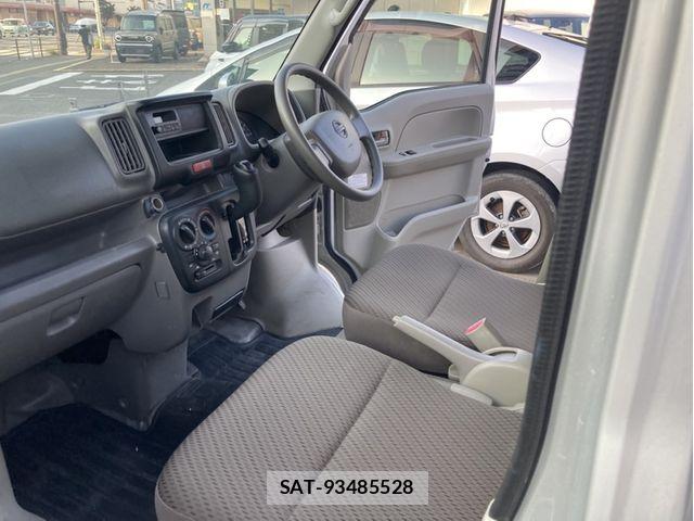 Nissan CLIPPER 2016-02 8316159-12