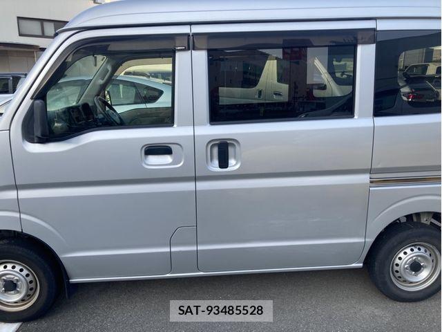 Nissan CLIPPER 2016-02 8316159-3