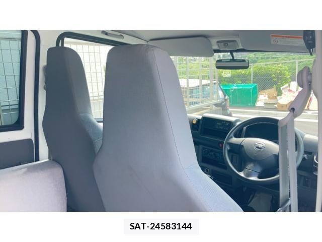 Nissan CLIPPER 2012-08 8337243-16
