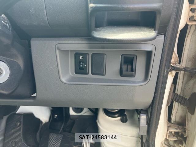 Nissan CLIPPER 2012-08 8337243-19