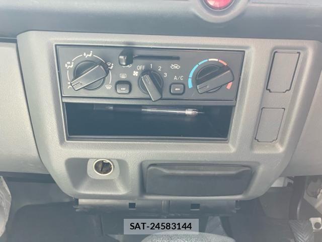 Nissan CLIPPER 2012-08 8337243-23