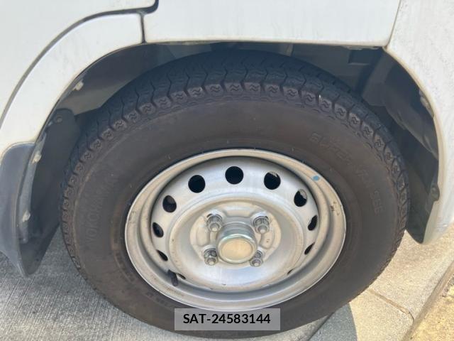 Nissan CLIPPER 2012-08 8337243-6