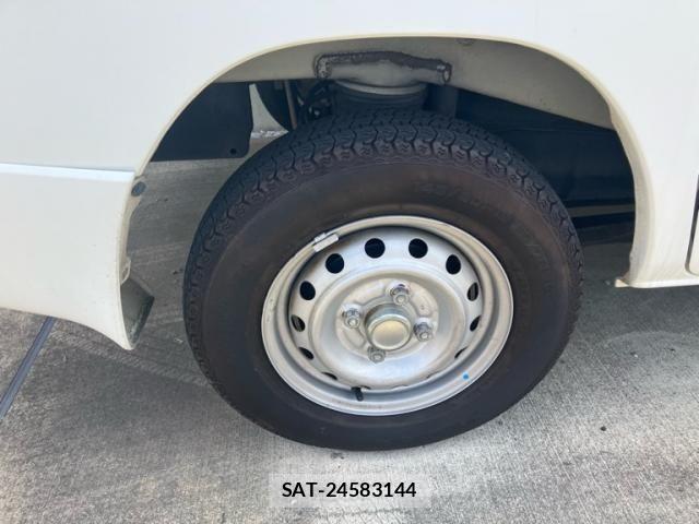 Nissan CLIPPER 2012-08 8337243-7